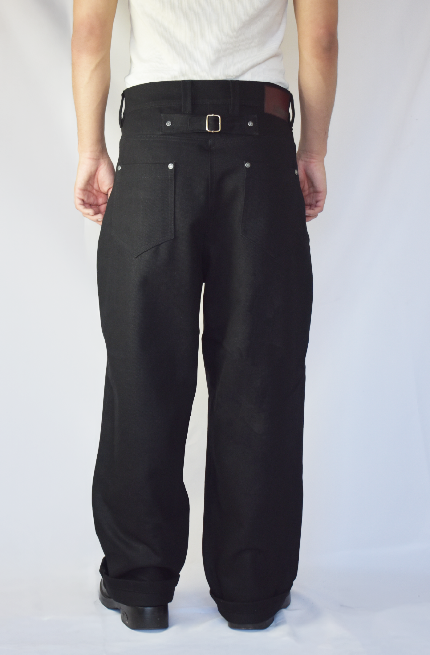 Pantalon kojima
